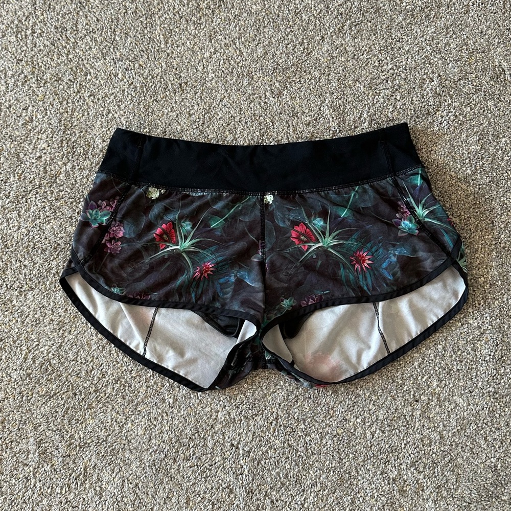 Lululemon athletica Women’s Speed Up Low-Rise Lined Short 2.5”